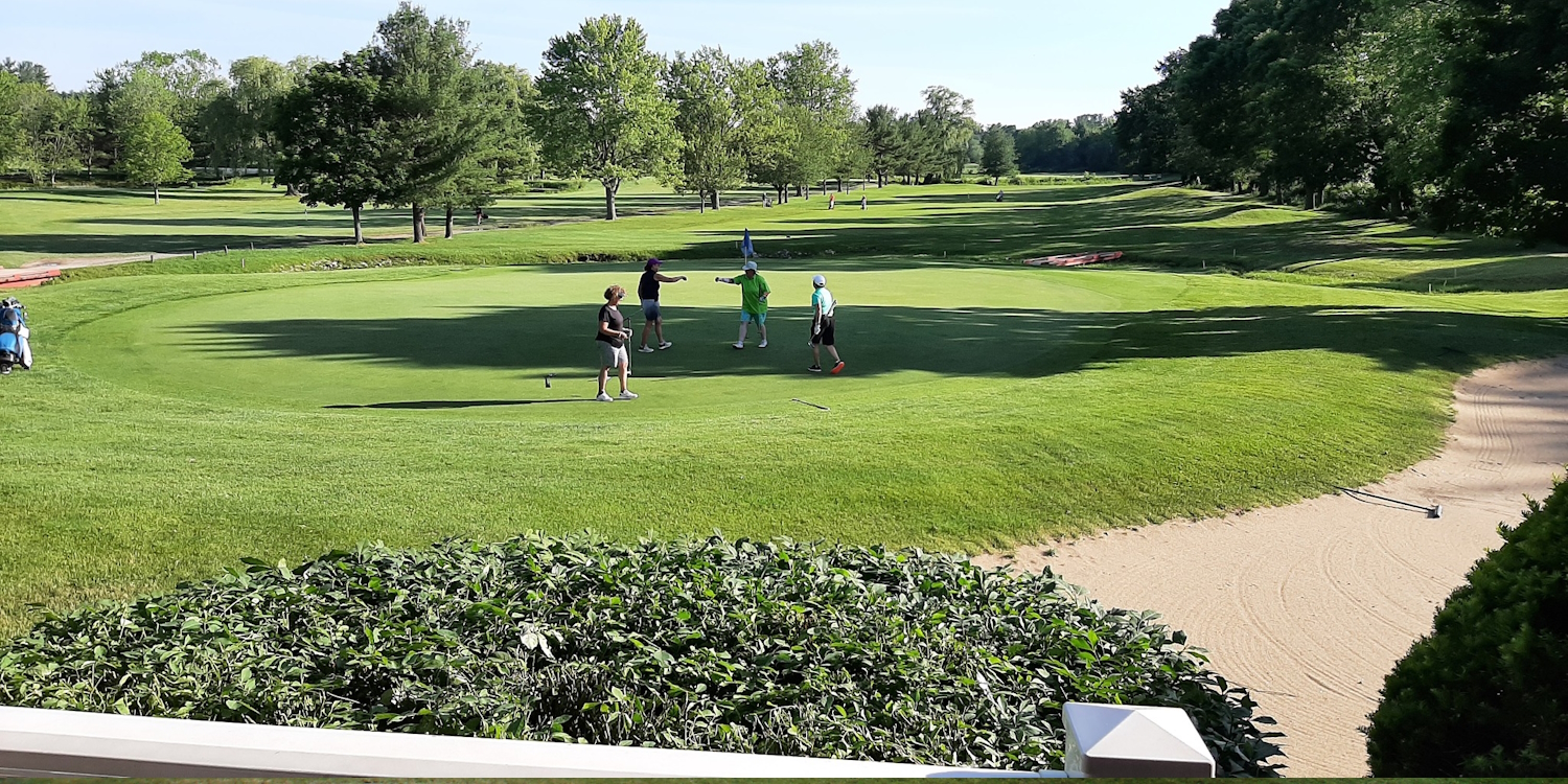 Hoodkroft Country Club