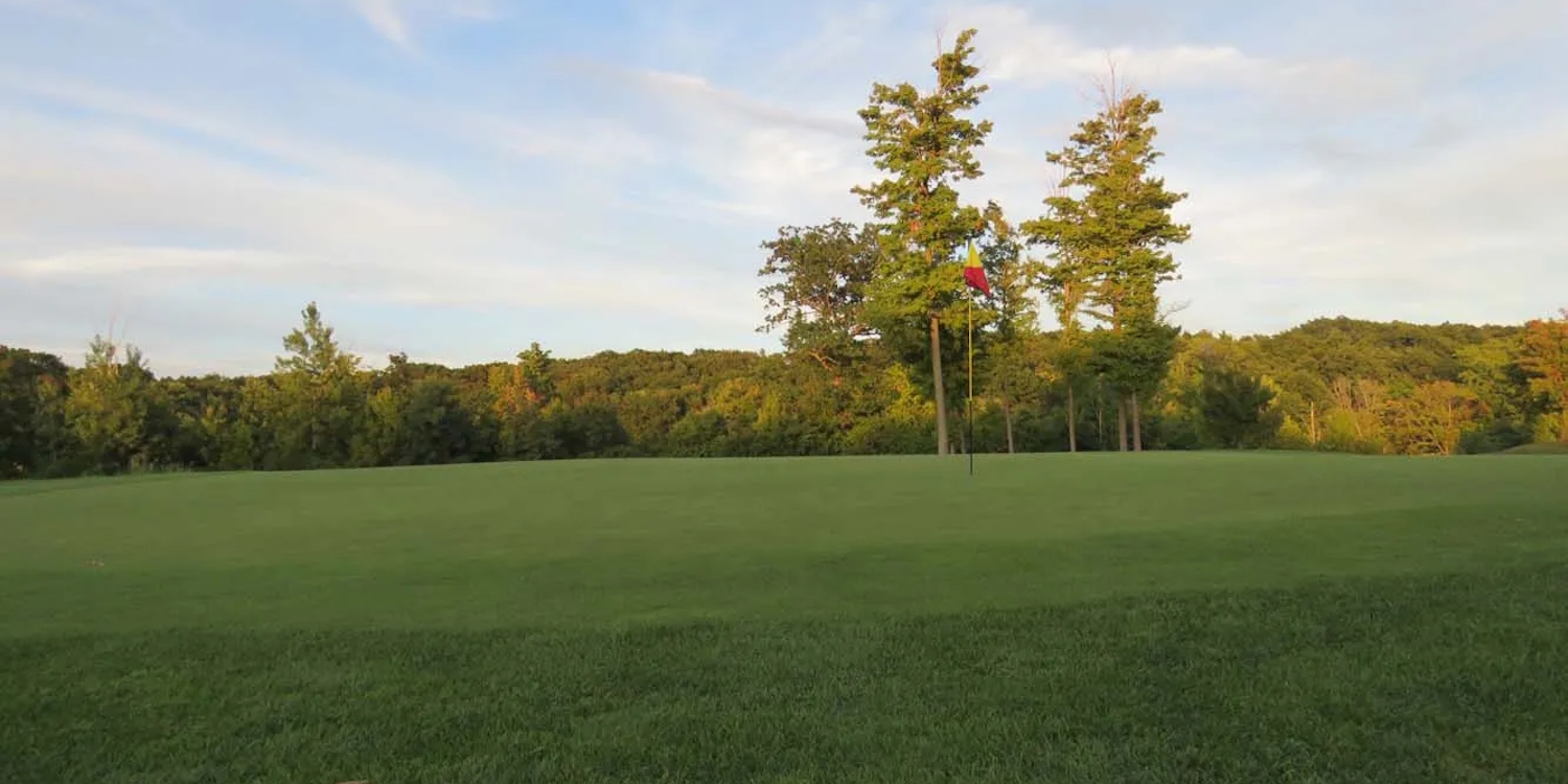 Little Mountain Country Club